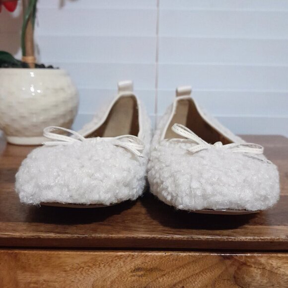 Square Toe Kelsi Dagger Natural White Sherling Ballet Flats Size 9 - Picture 5 of 10